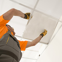 KRAFT oferuje system sufitowy, który jest łatwy w montażu i demontażu