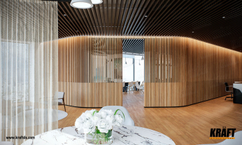 Dekoracyjne, designerskie sufity listwowe, ściany i ścianki działowe wykonane z listwy kubicznej KRAFT w kolorze czarno-białym, z fakturą drewna we wnętrzu przestrzeni biurowej.