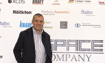 The suspended ceiling will always be in our case